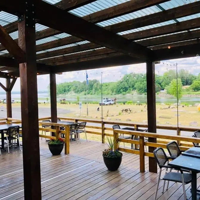 Resto-pub le Sainte-Emmélie